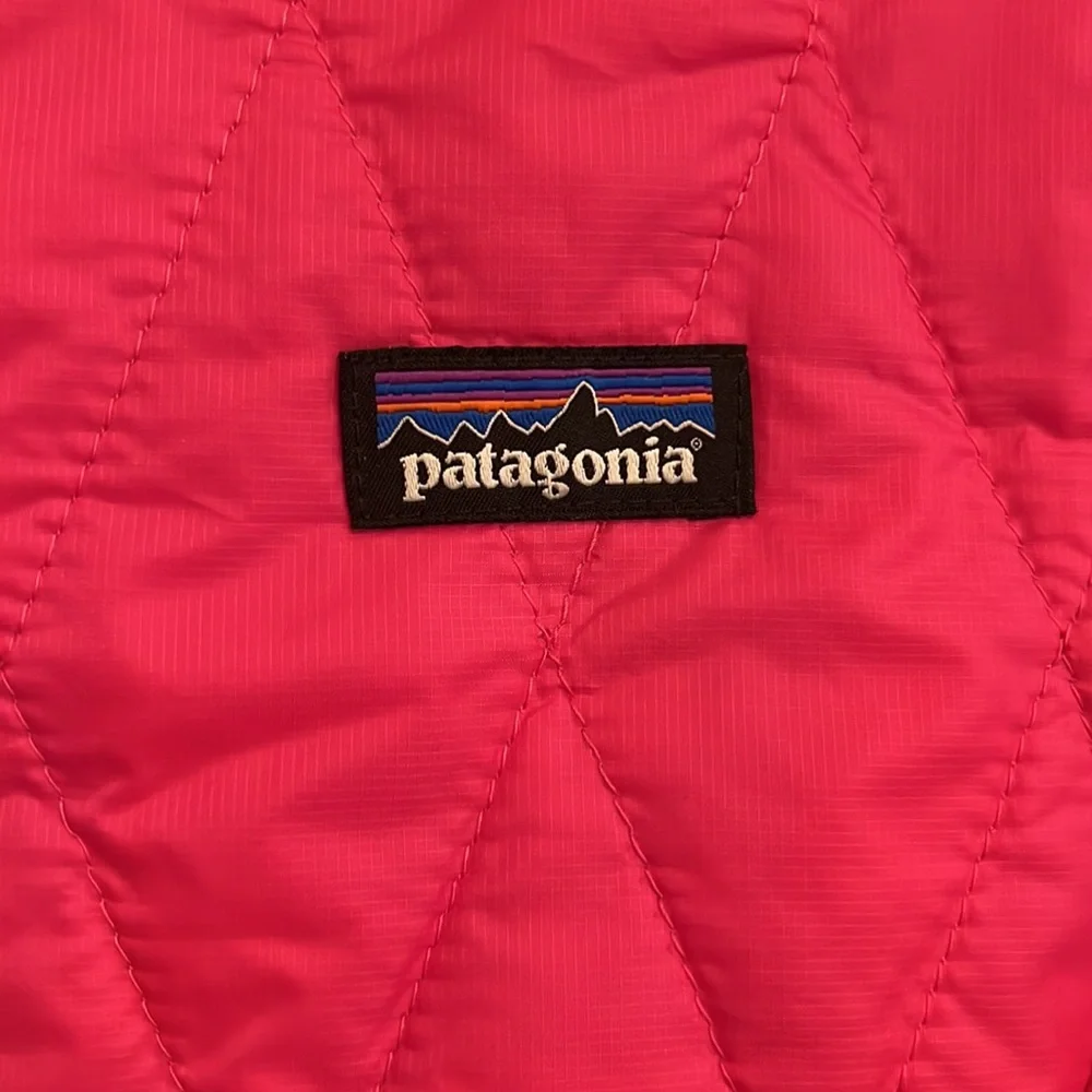 Patagonia Bright Pink Quilted Jacket Children’s X-Large Full Zip